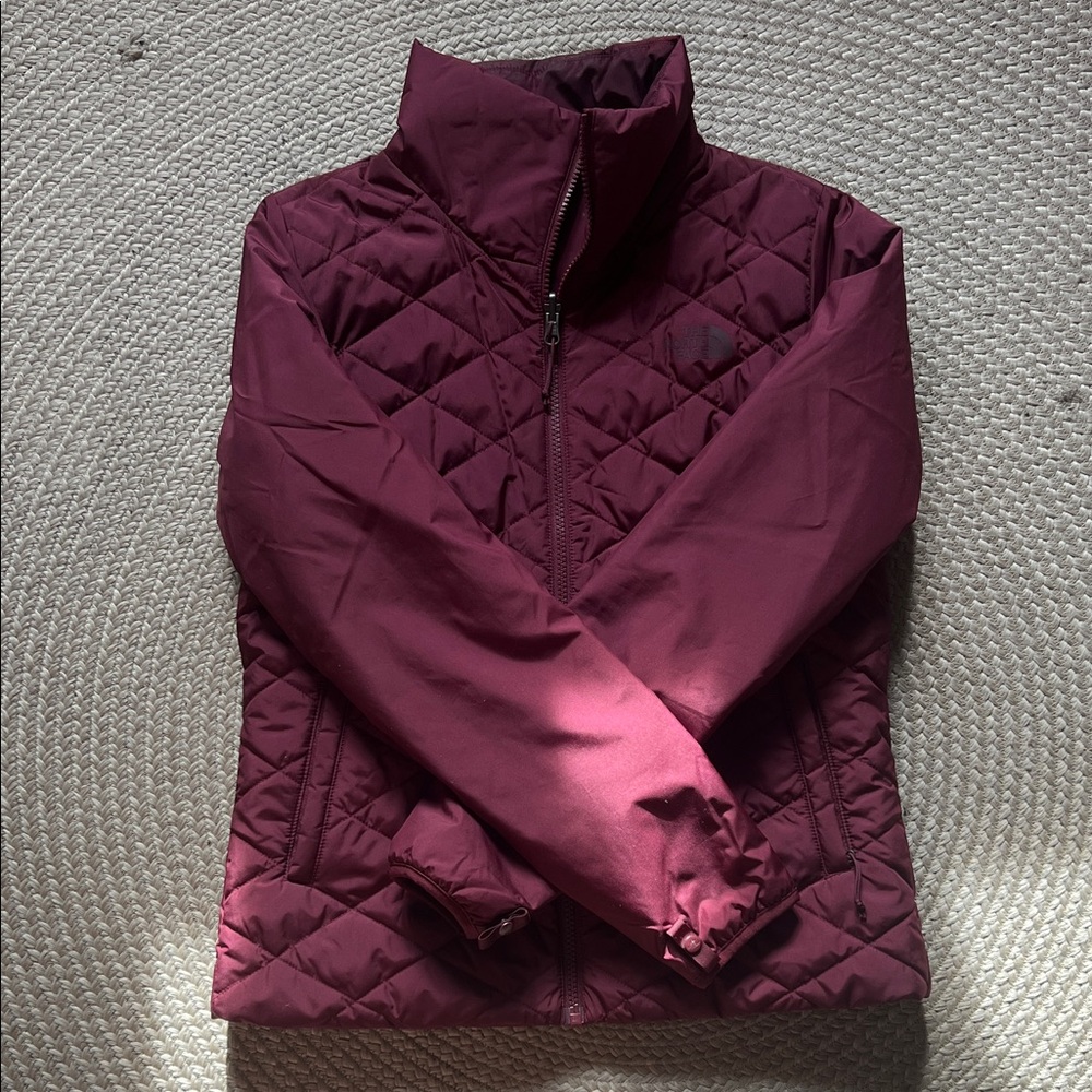 Women's North Face Quilted Jacket - Burgundy